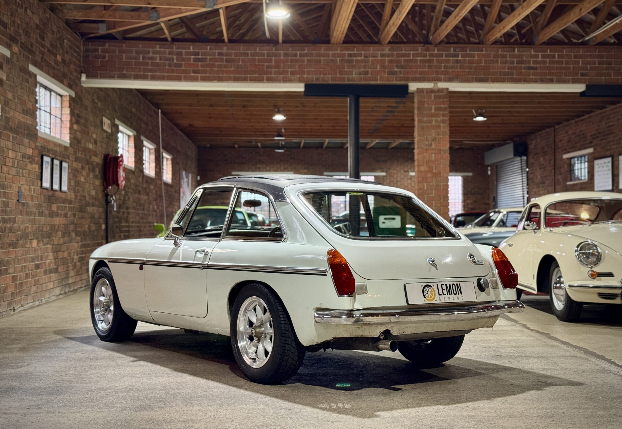 1972 MGB GT
