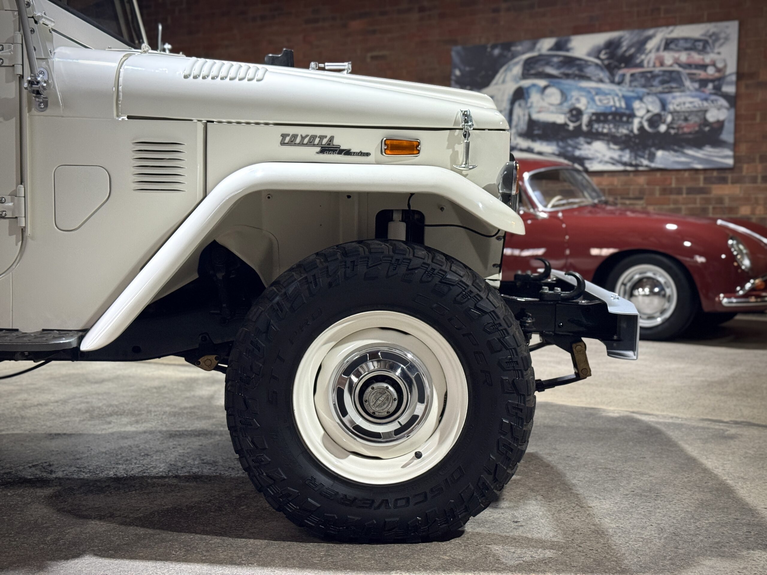 1972 Land Cruiser FJ45 Pick-Up
