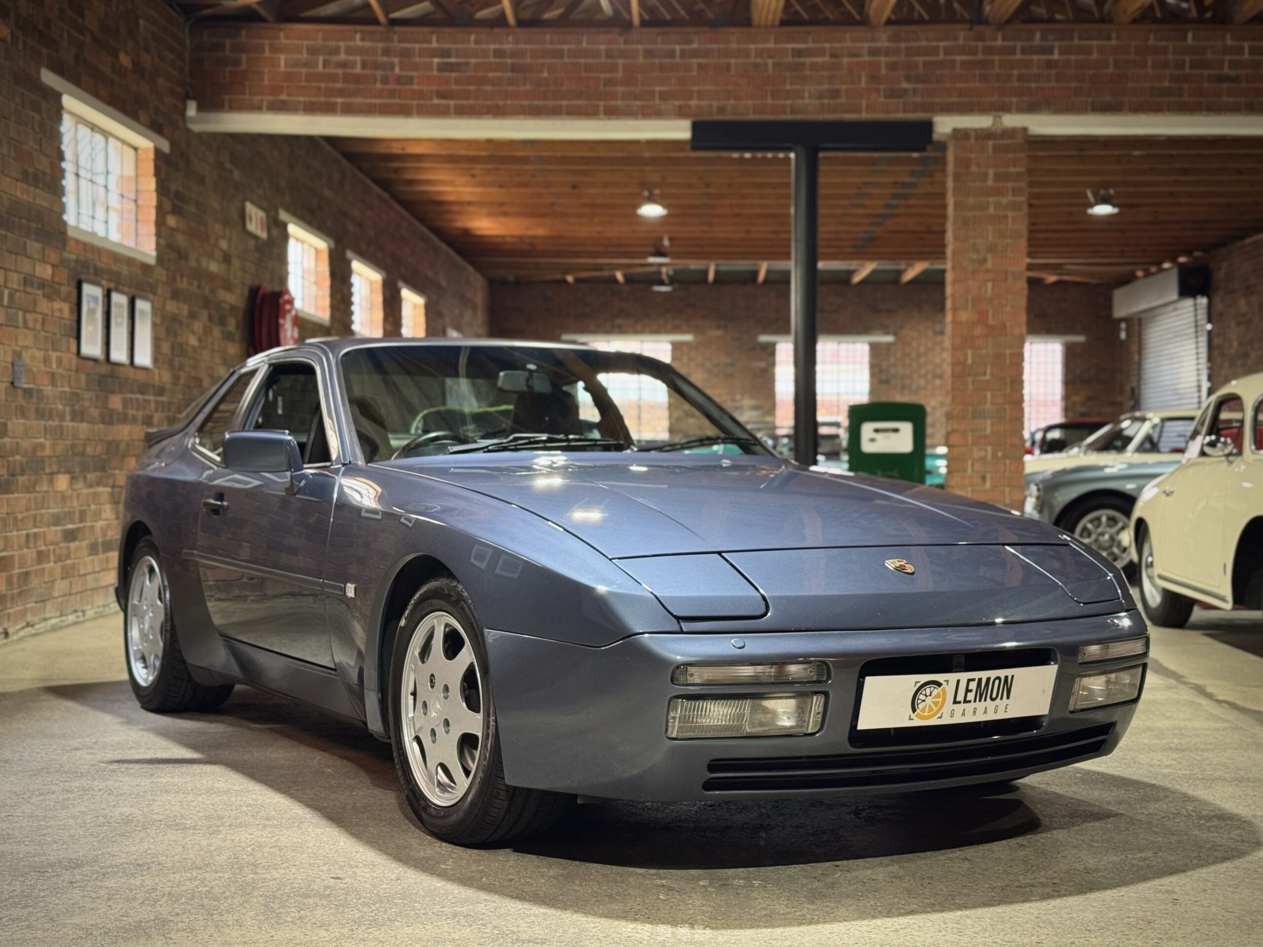 1989 Porsche 944 Turbo