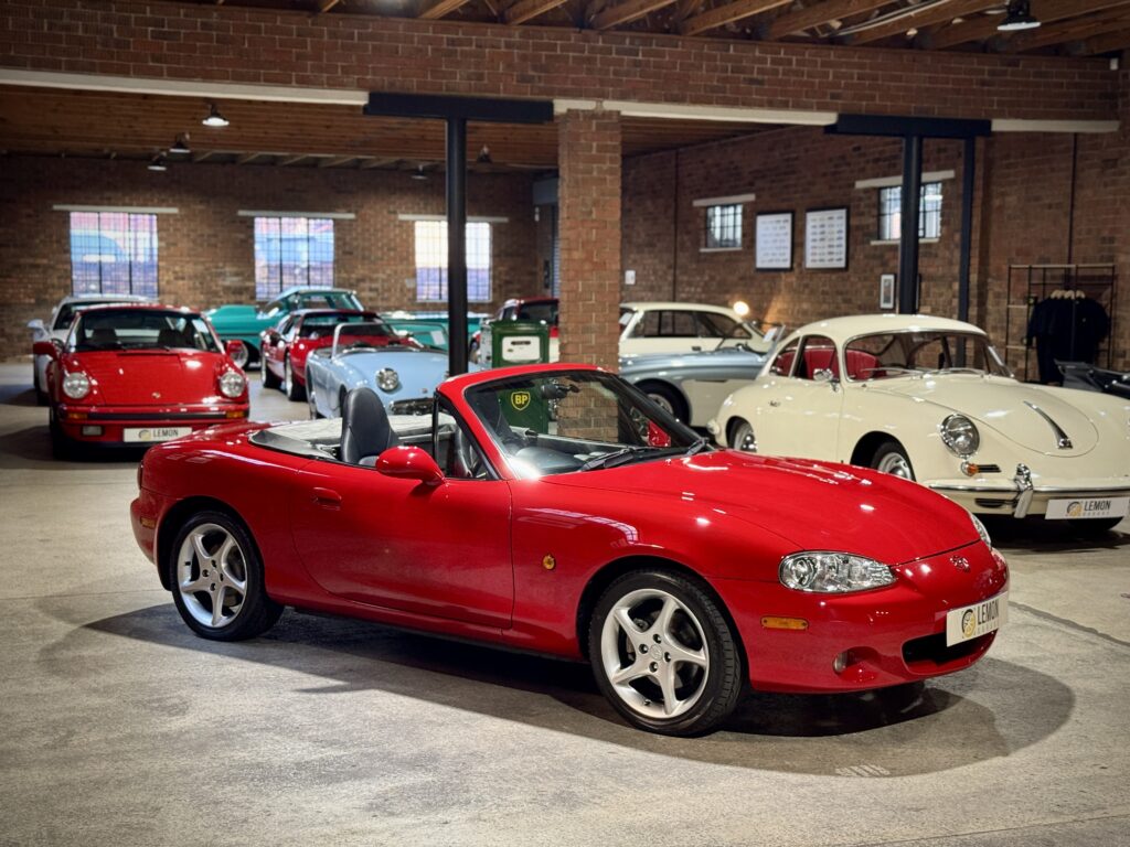 2002 Mazda MX5