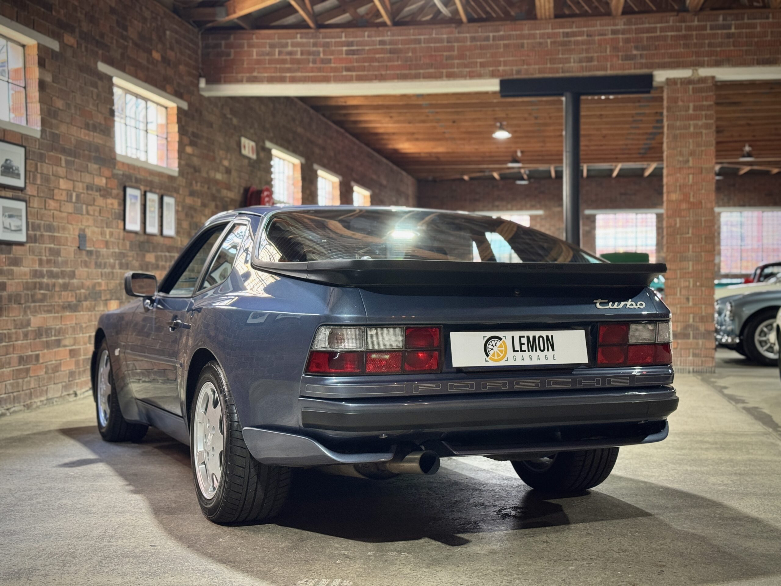 1989 Porsche 944 Turbo