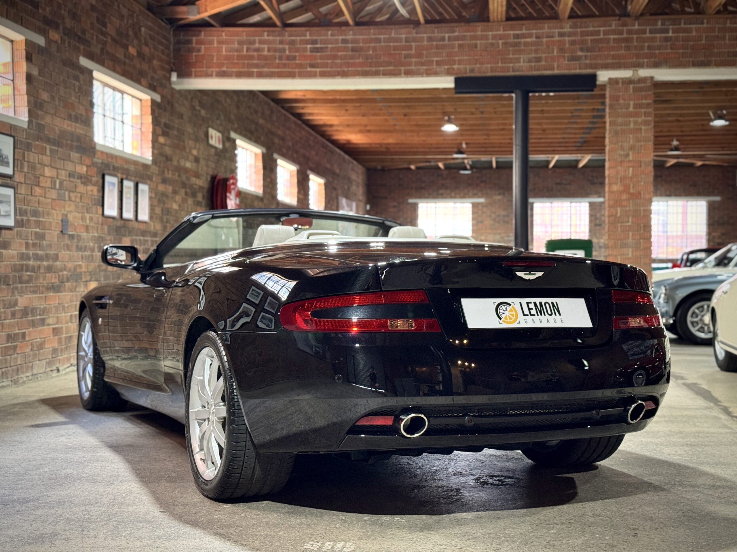 2007 Aston Martin DB9 Volante