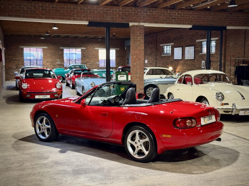 2002 Mazda MX5