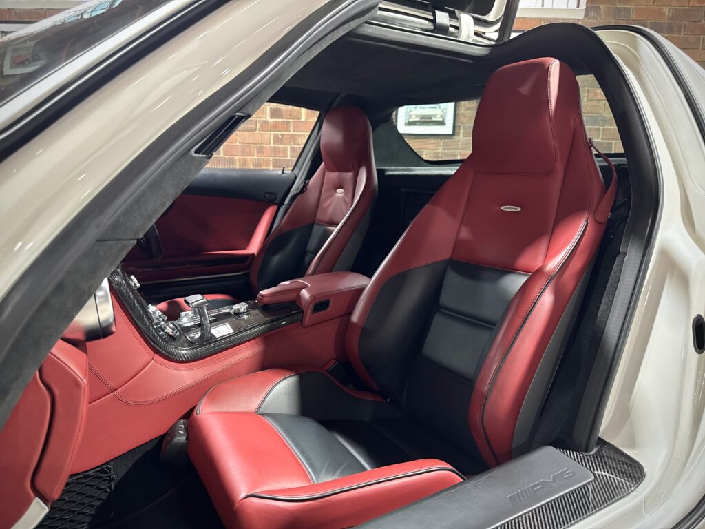 2010 Mercedes-Benz SLS AMG