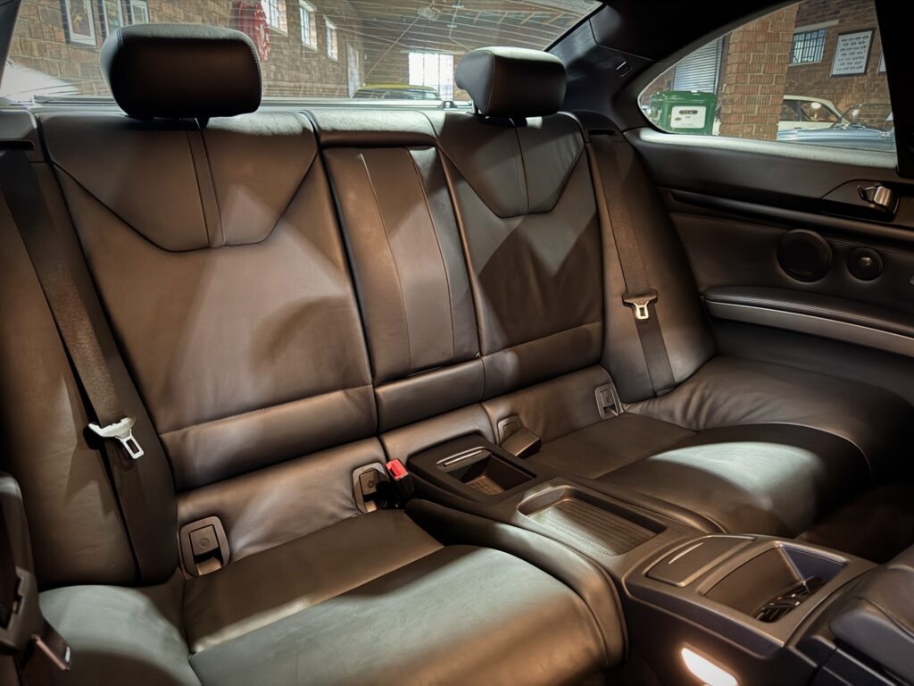 2010 BMW M3 DCT (E92)