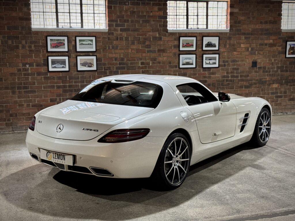 2010 Mercedes-Benz SLS AMG
