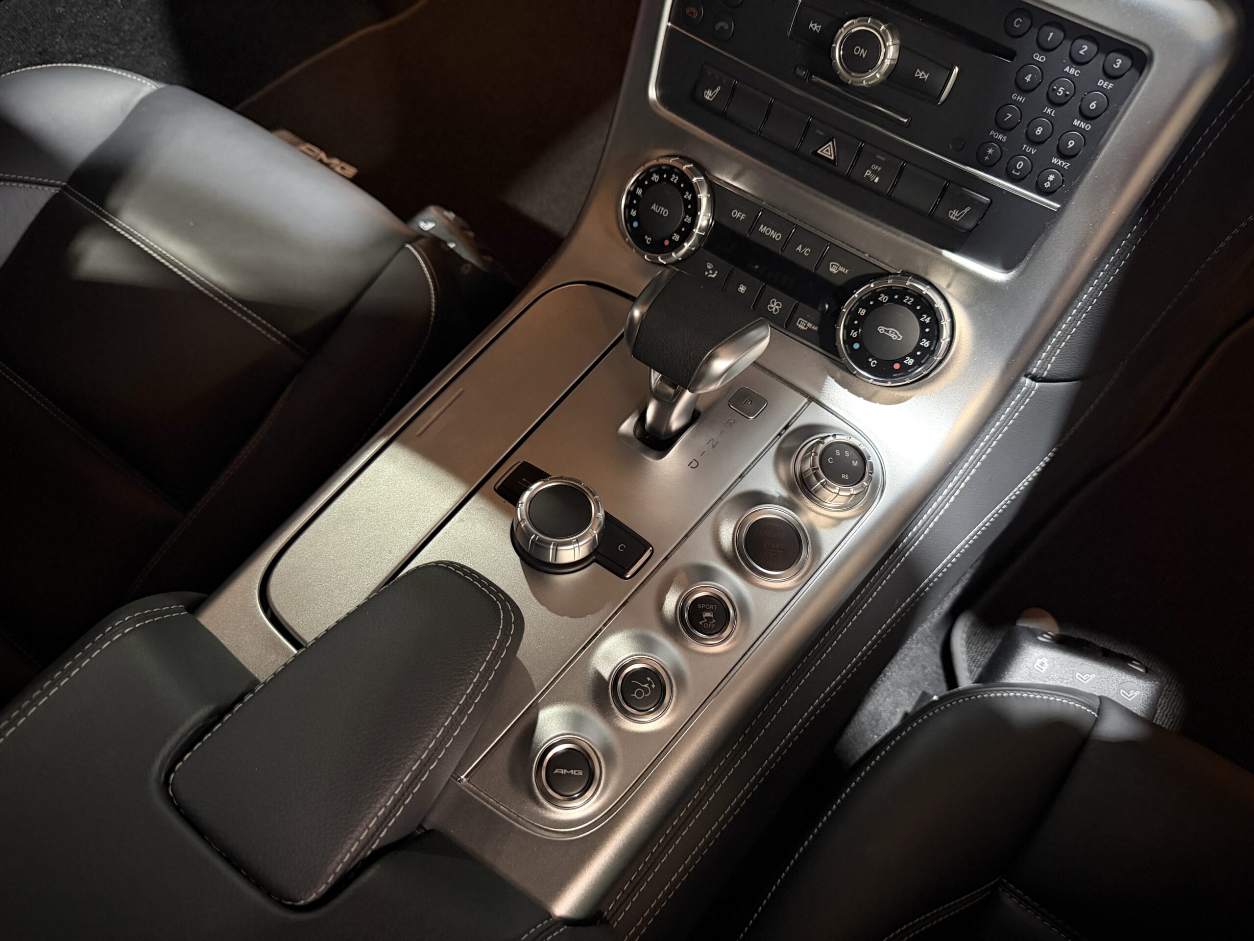 2011 Mercedes-Benz SLS AMG