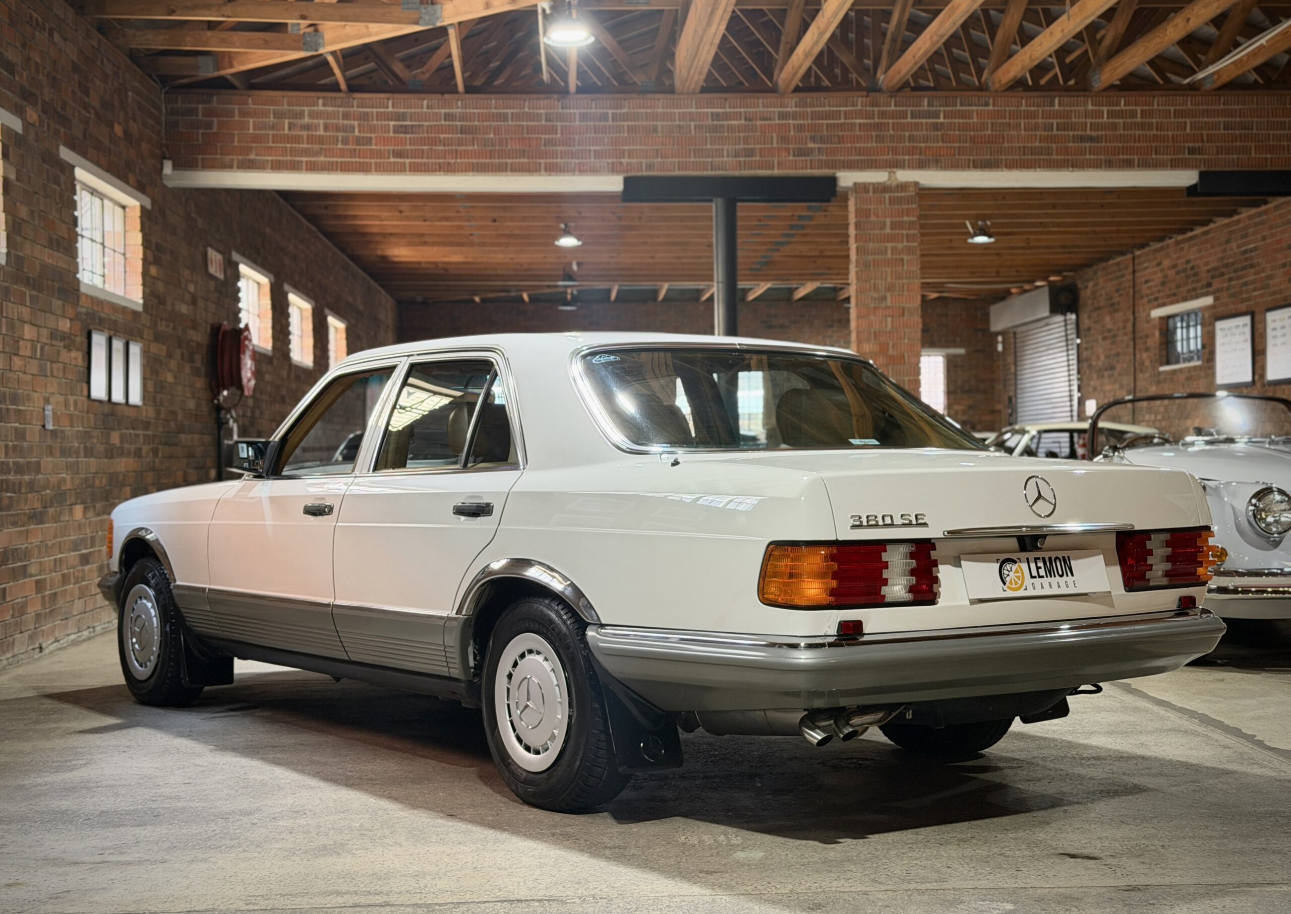 1986 Mercedes Benz 380 SE