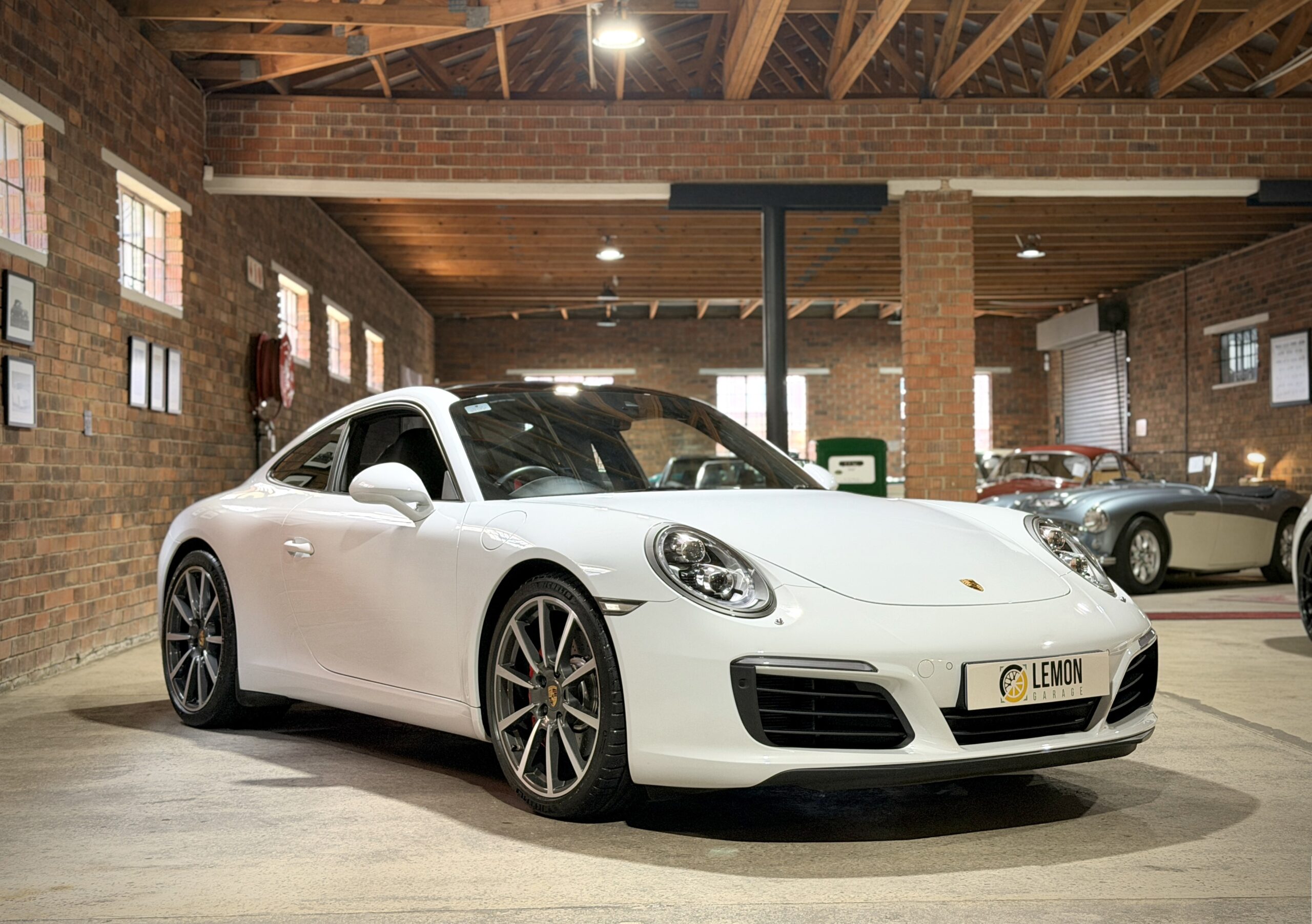 2017 Porsche 911 Carrera S (991.2)