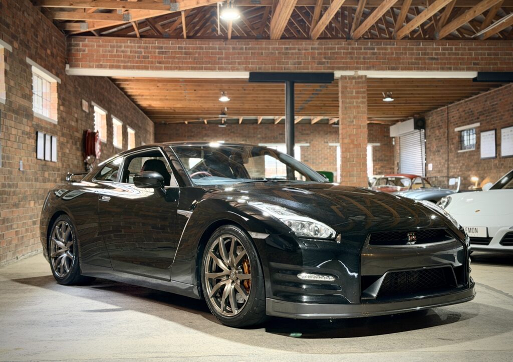 2016 Nissan GT-R Black Edition