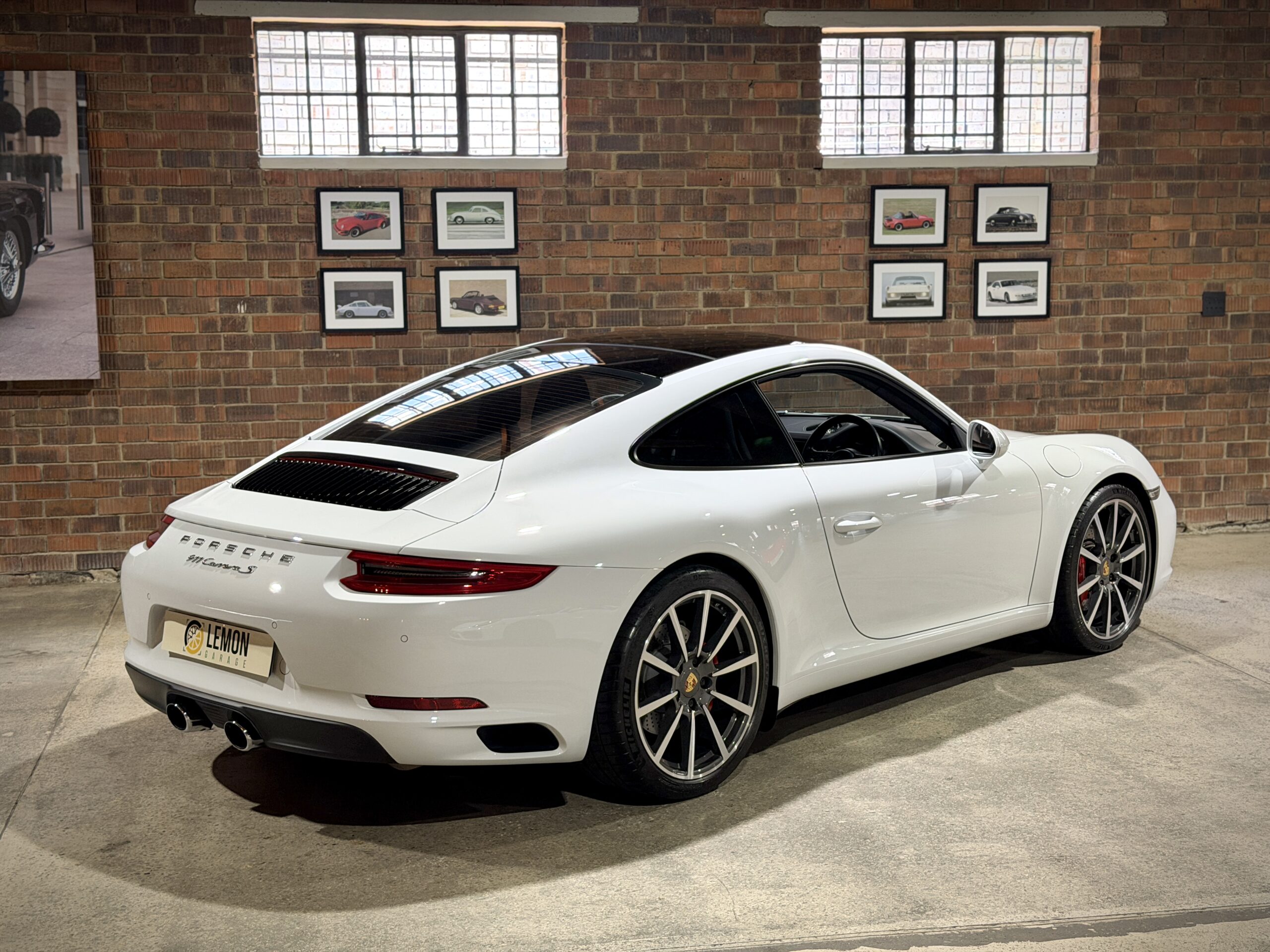 2017 Porsche 911 Carrera S (991.2)