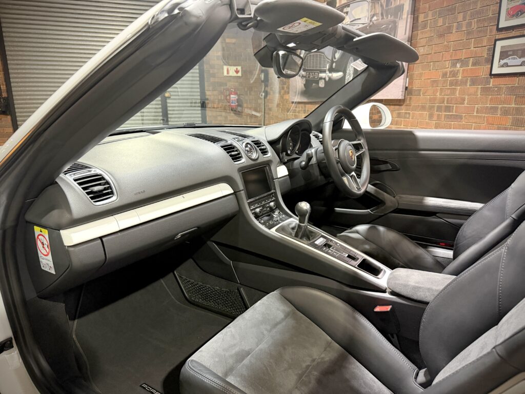2016 Porsche Boxster Spyder (981)