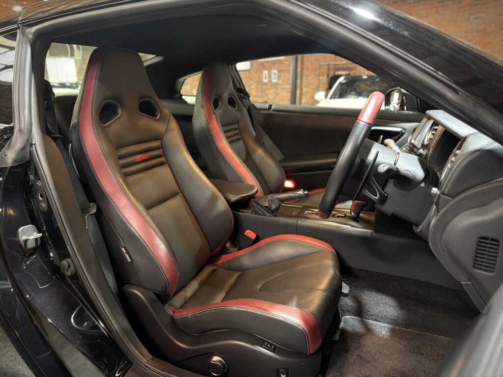 2016 Nissan GT-R Black Edition