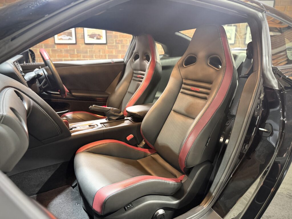 2016 Nissan GT-R Black Edition