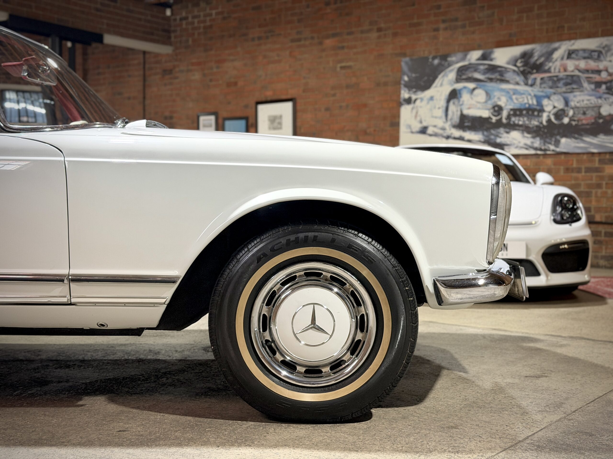 1966 Mercedes 230 SL W113