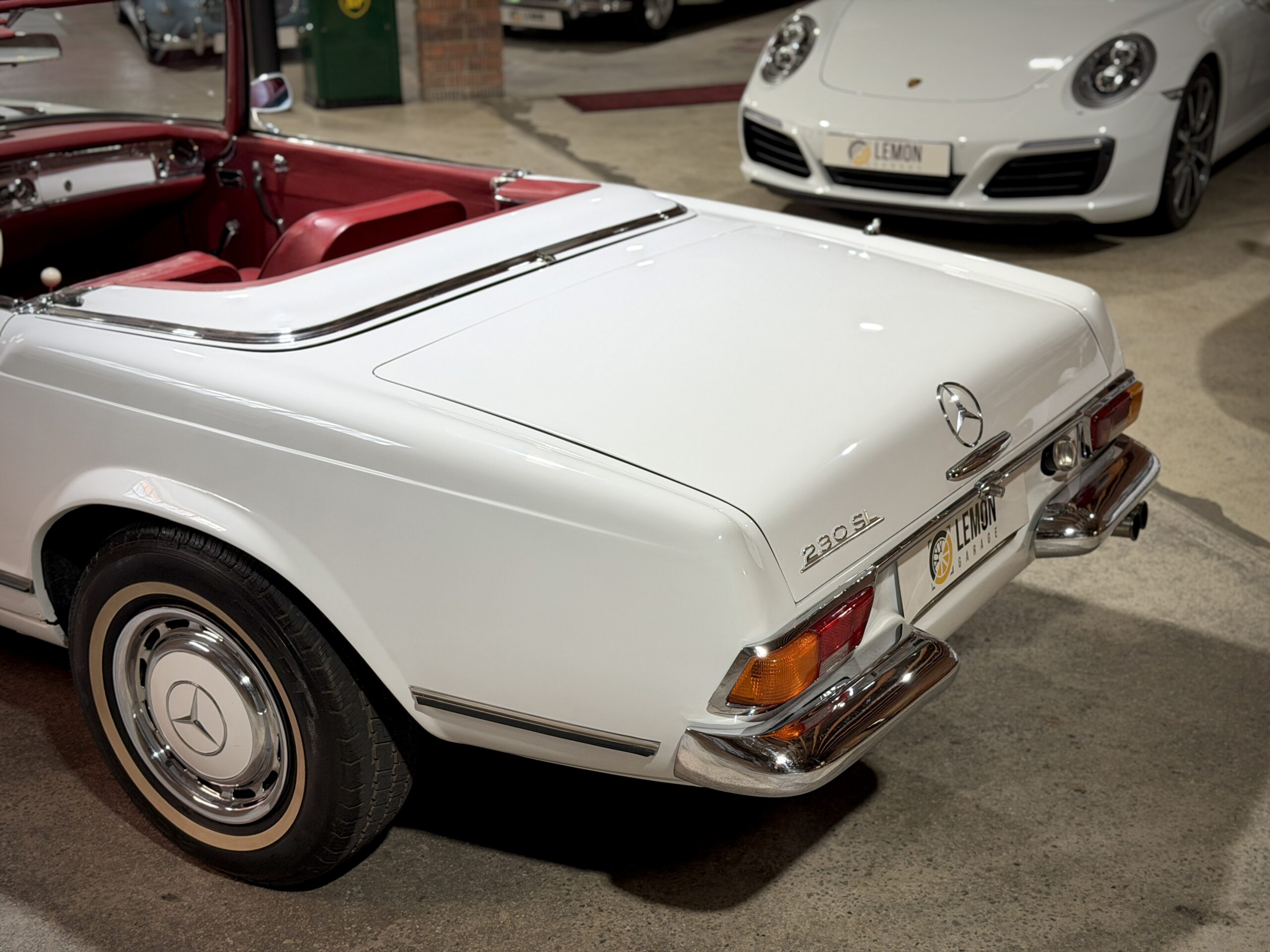 1966 Mercedes 230 SL W113