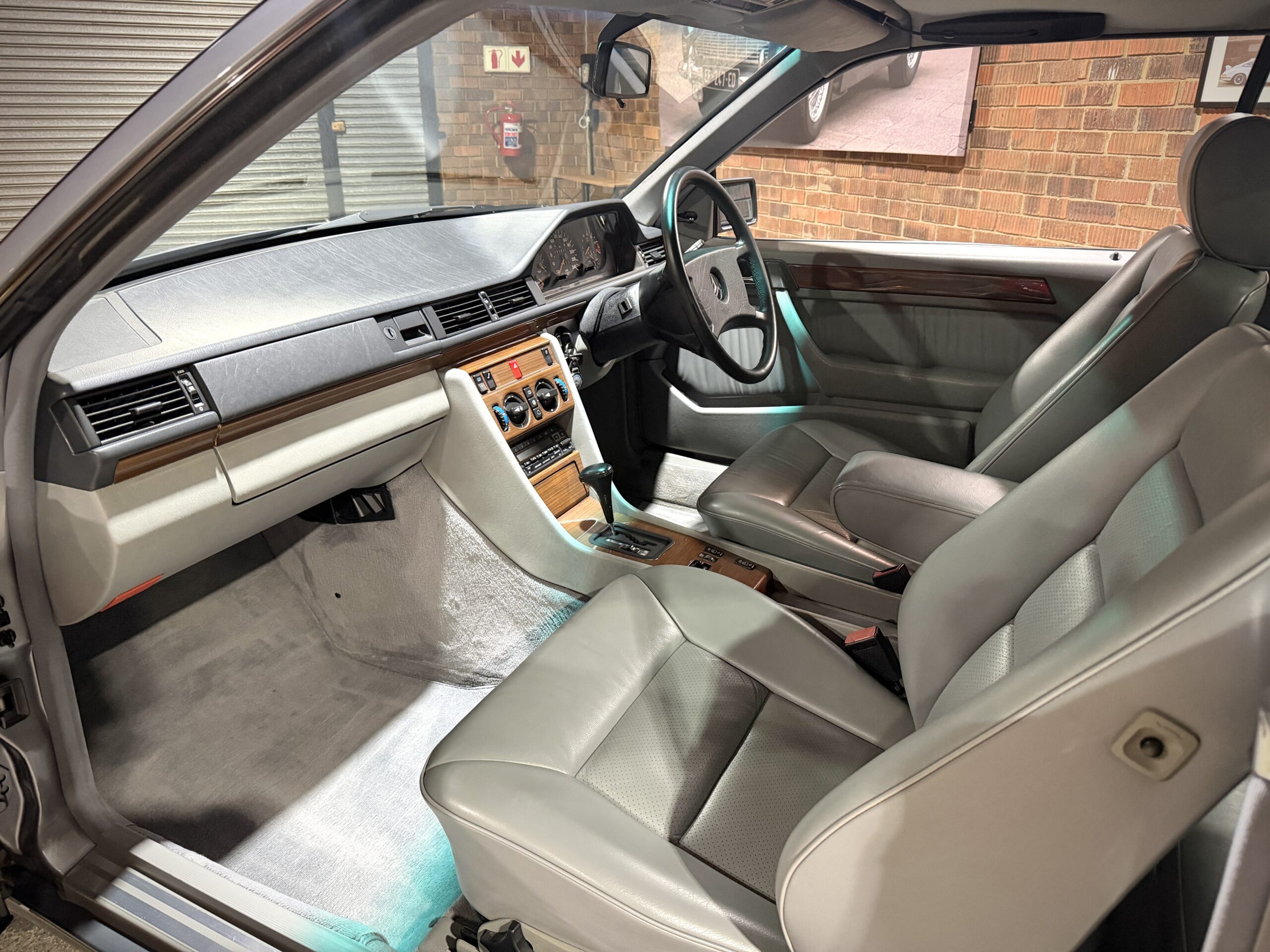 1992 Mercedes Benz 300 CE Coupe