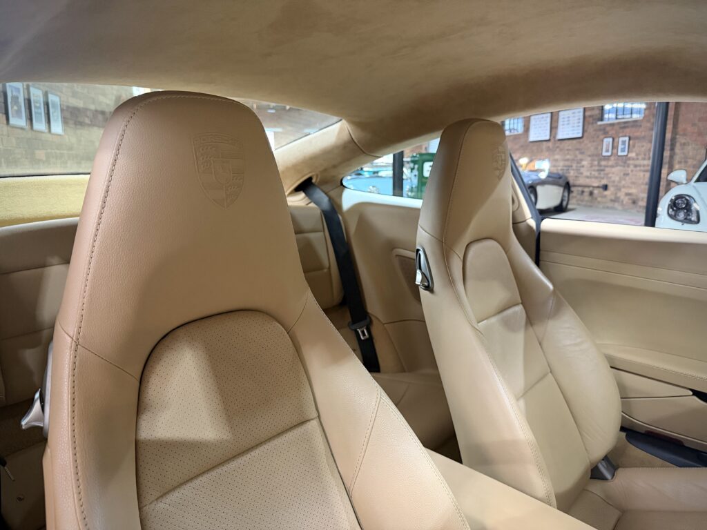 2012 Porsche 911 Carrera (991)