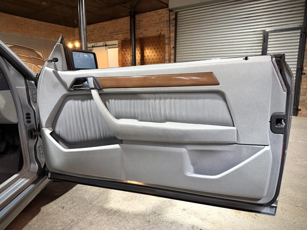 1990 Mercedes Benz 300 CE Coupe