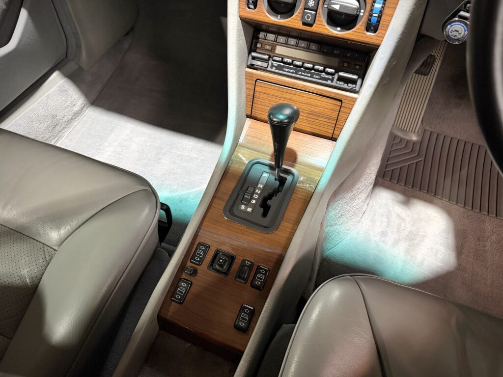 1990 Mercedes Benz 300 CE Coupe