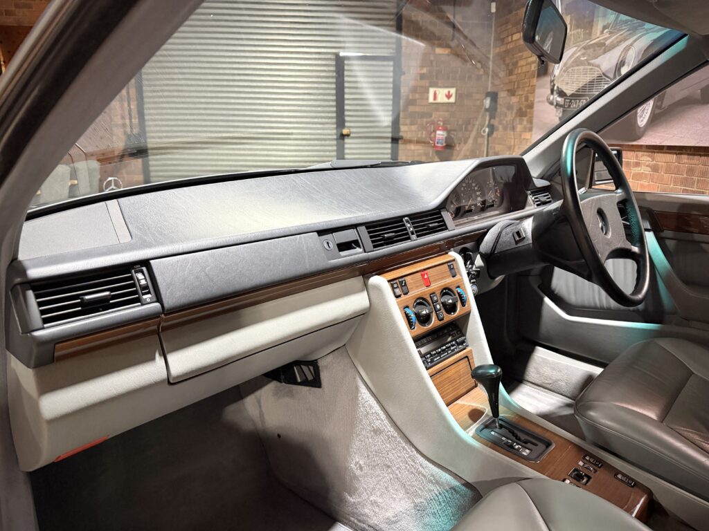 1990 Mercedes Benz 300 CE Coupe