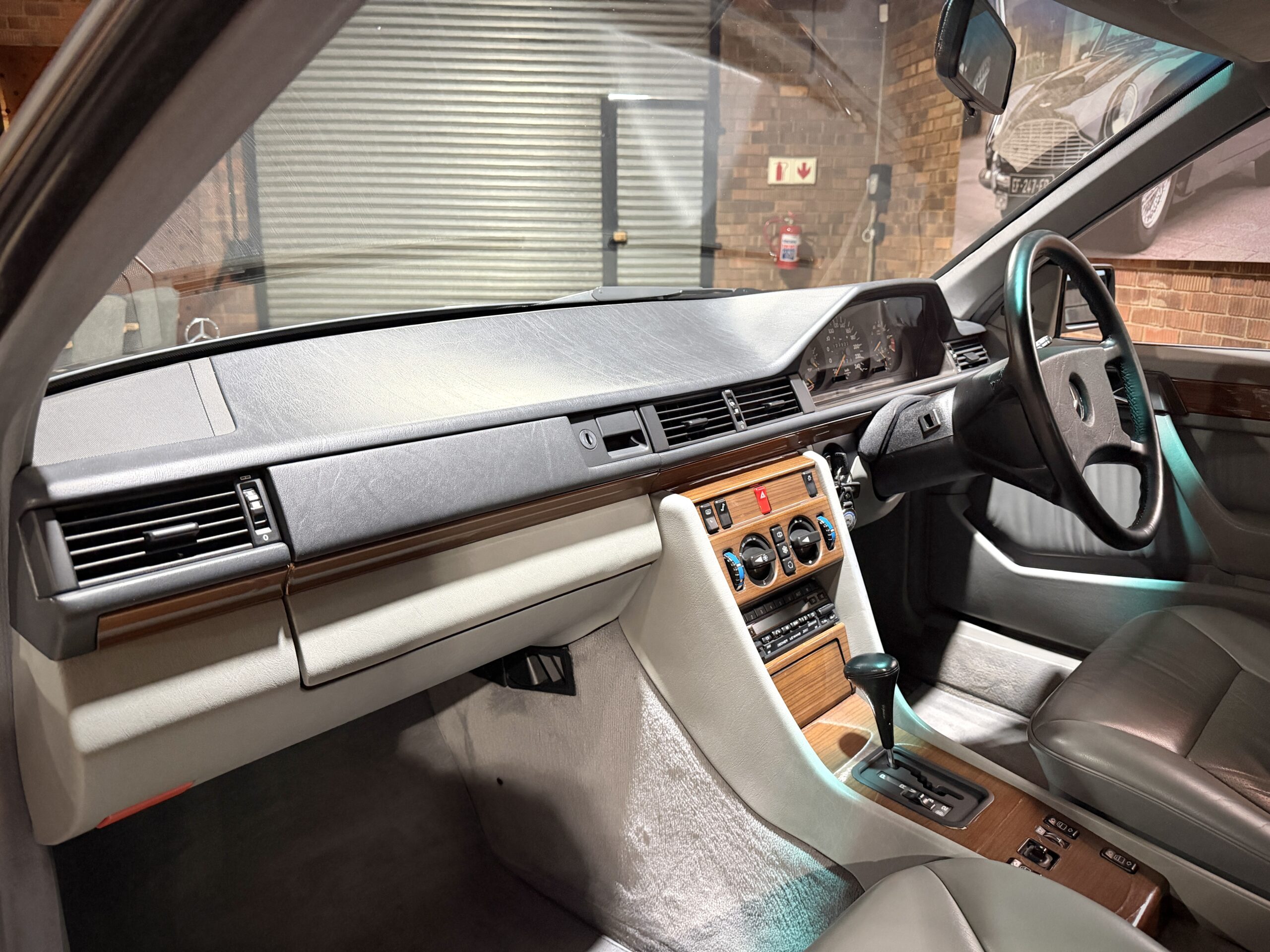 1992 Mercedes Benz 300 CE Coupe