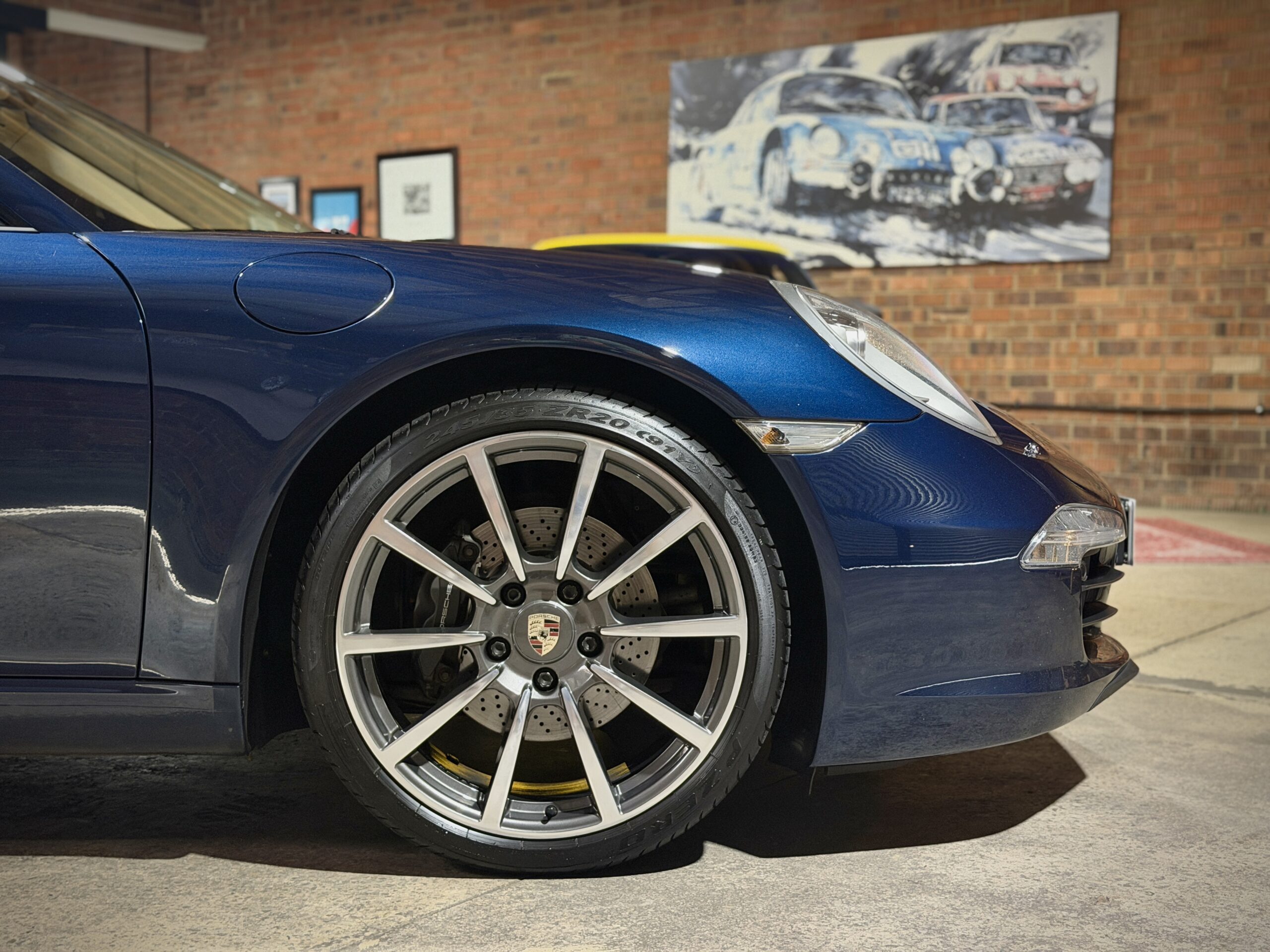 2013 Porsche 911 Carrera (991)