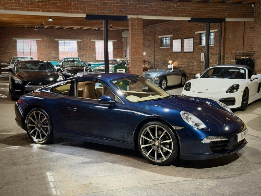 2012 Porsche 911 Carrera (991)
