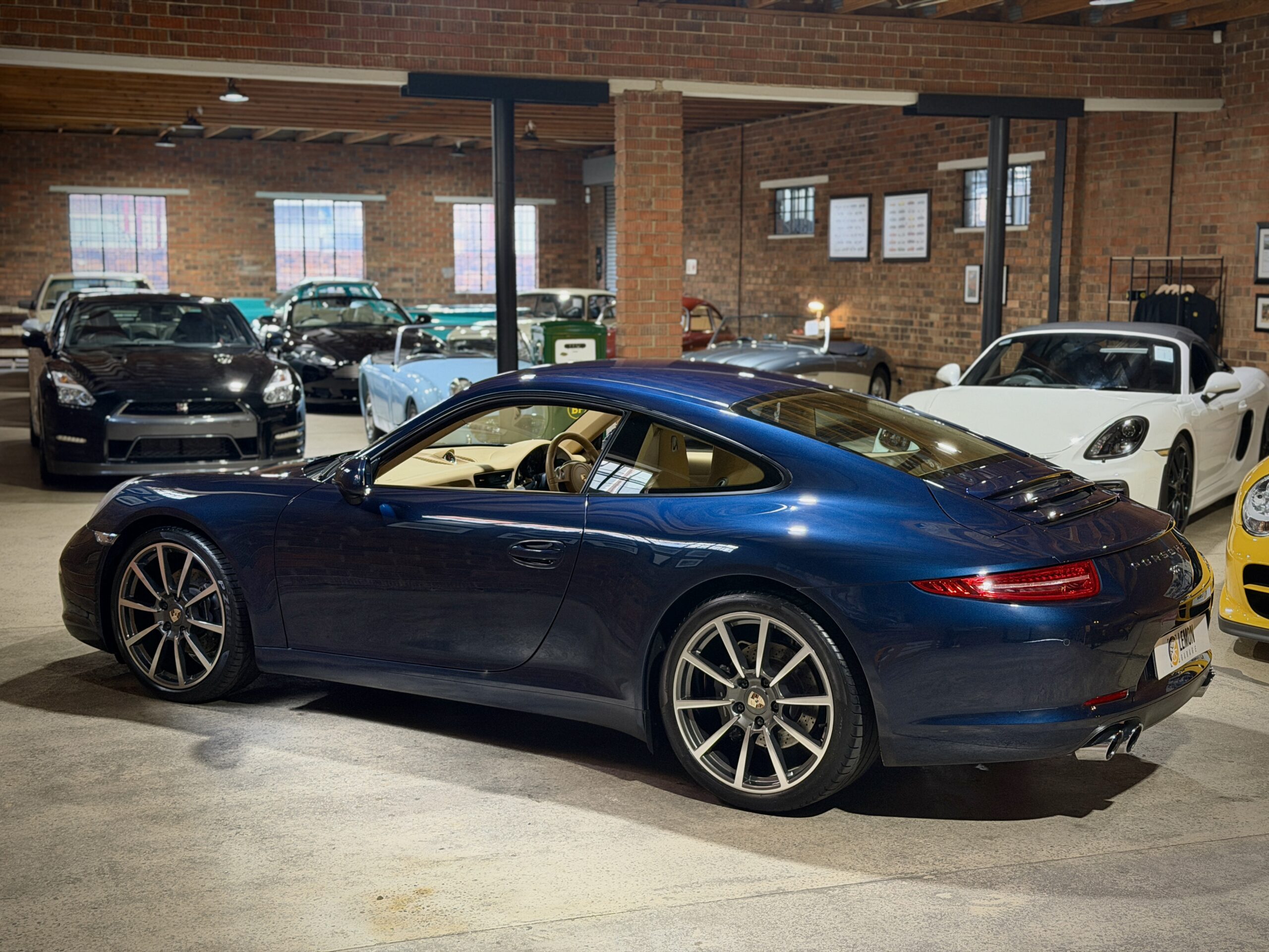 2013 Porsche 911 Carrera (991)