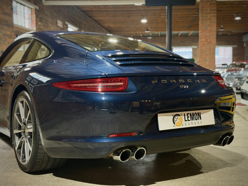 2012 Porsche 911 Carrera (991)