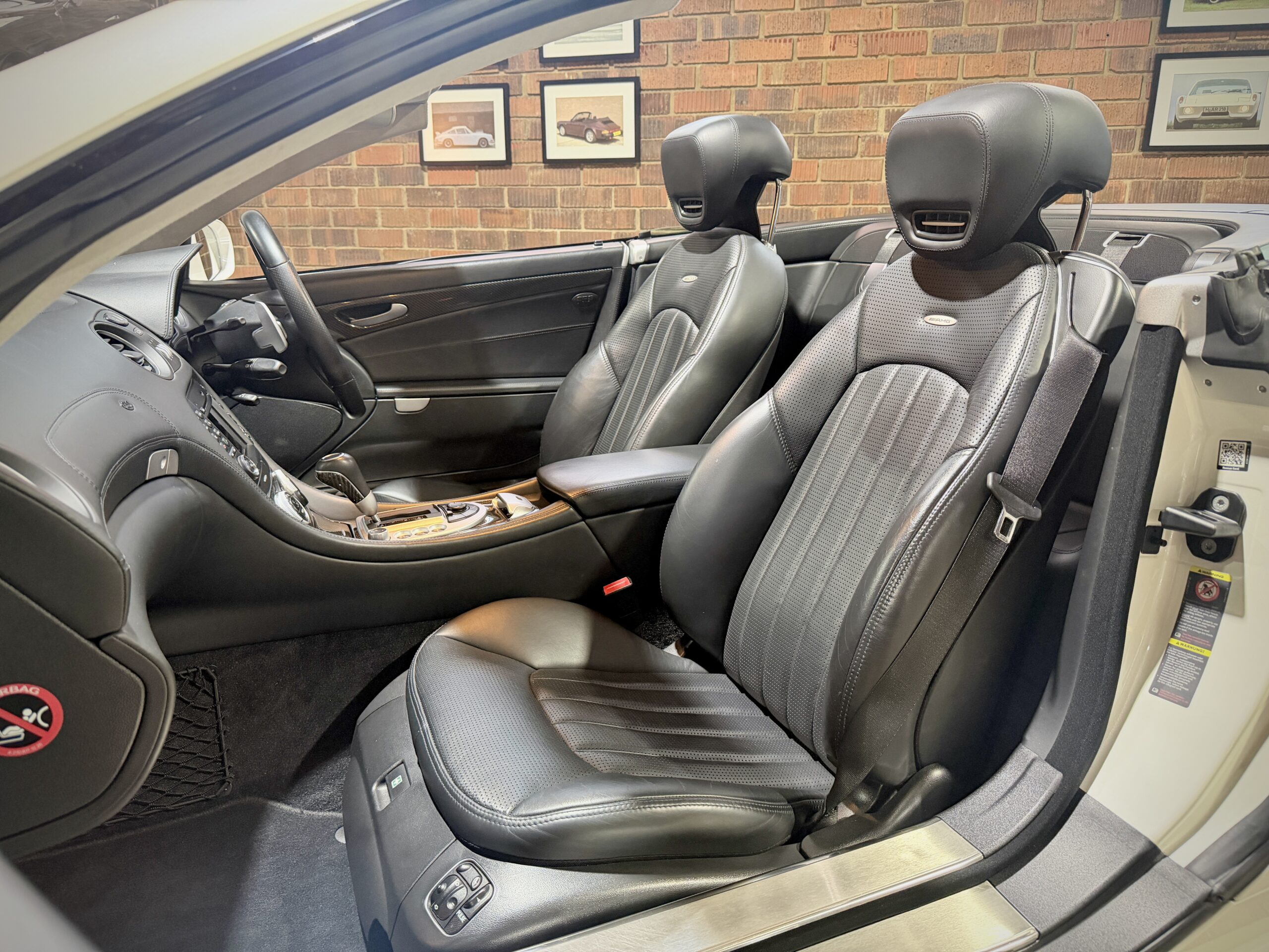 2010 Mercedes Benz SL63 AMG