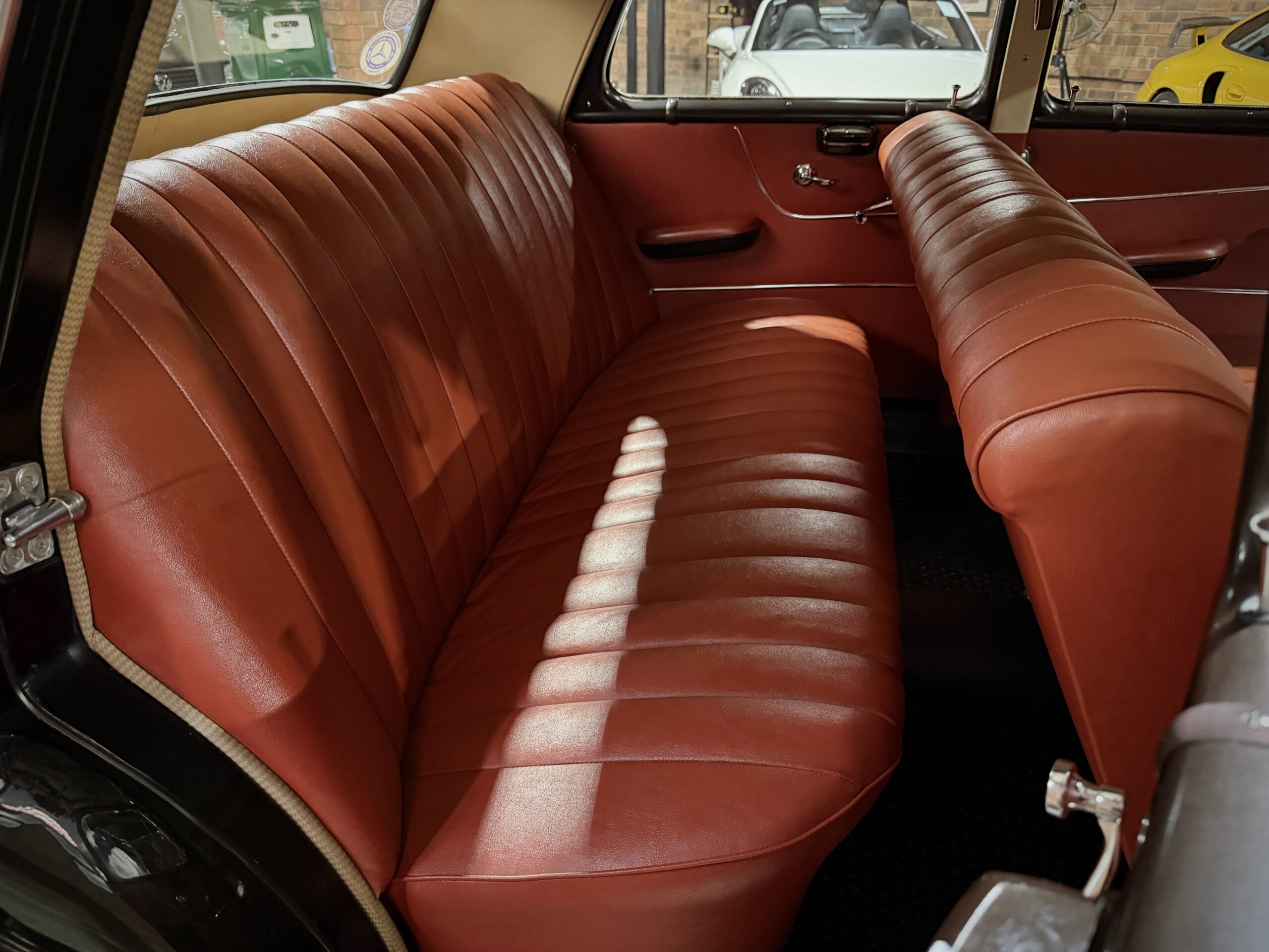 1958 Mercedes-Benz 219 Ponton