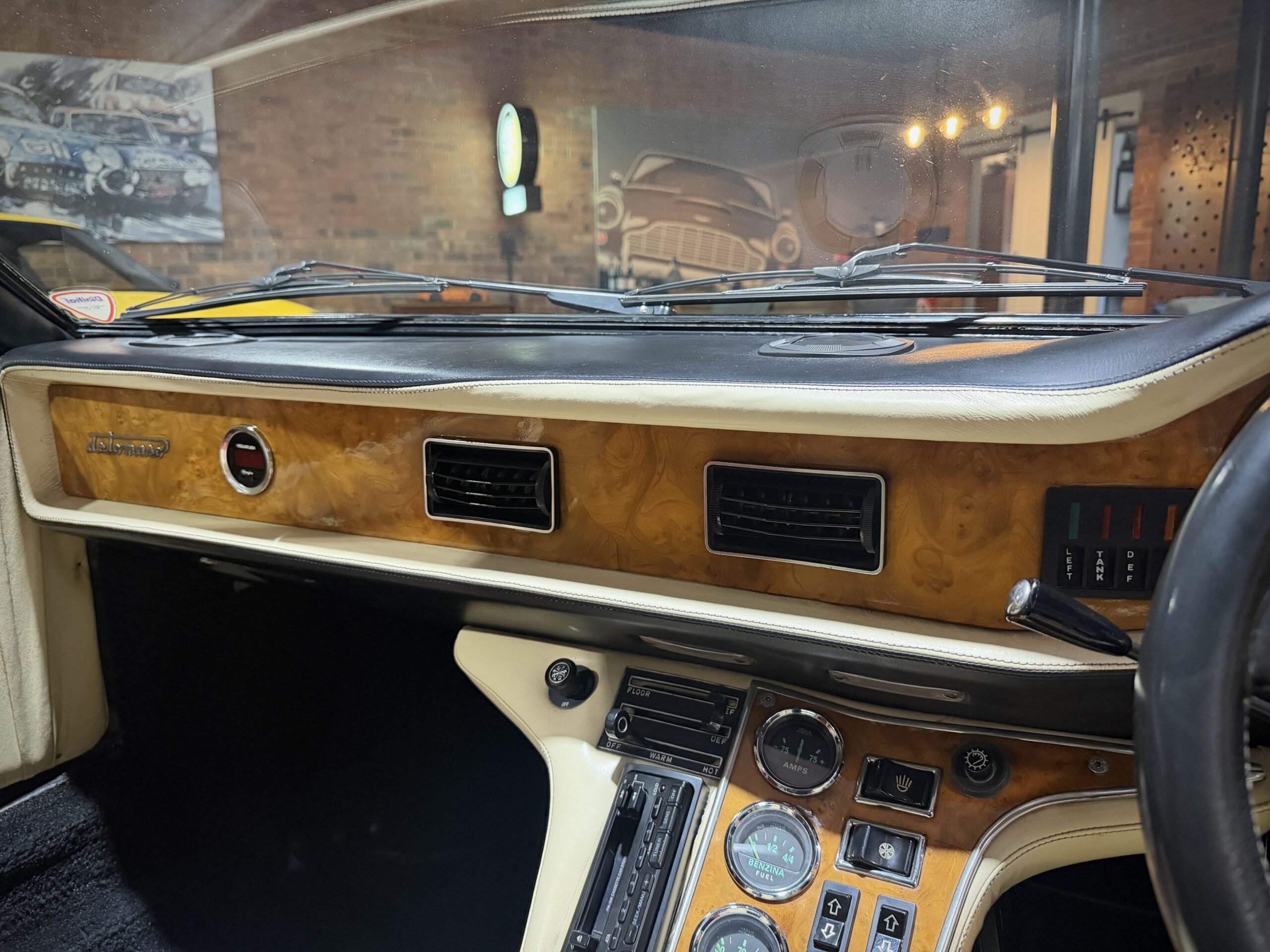 1983 De Tomaso Pantera GTS