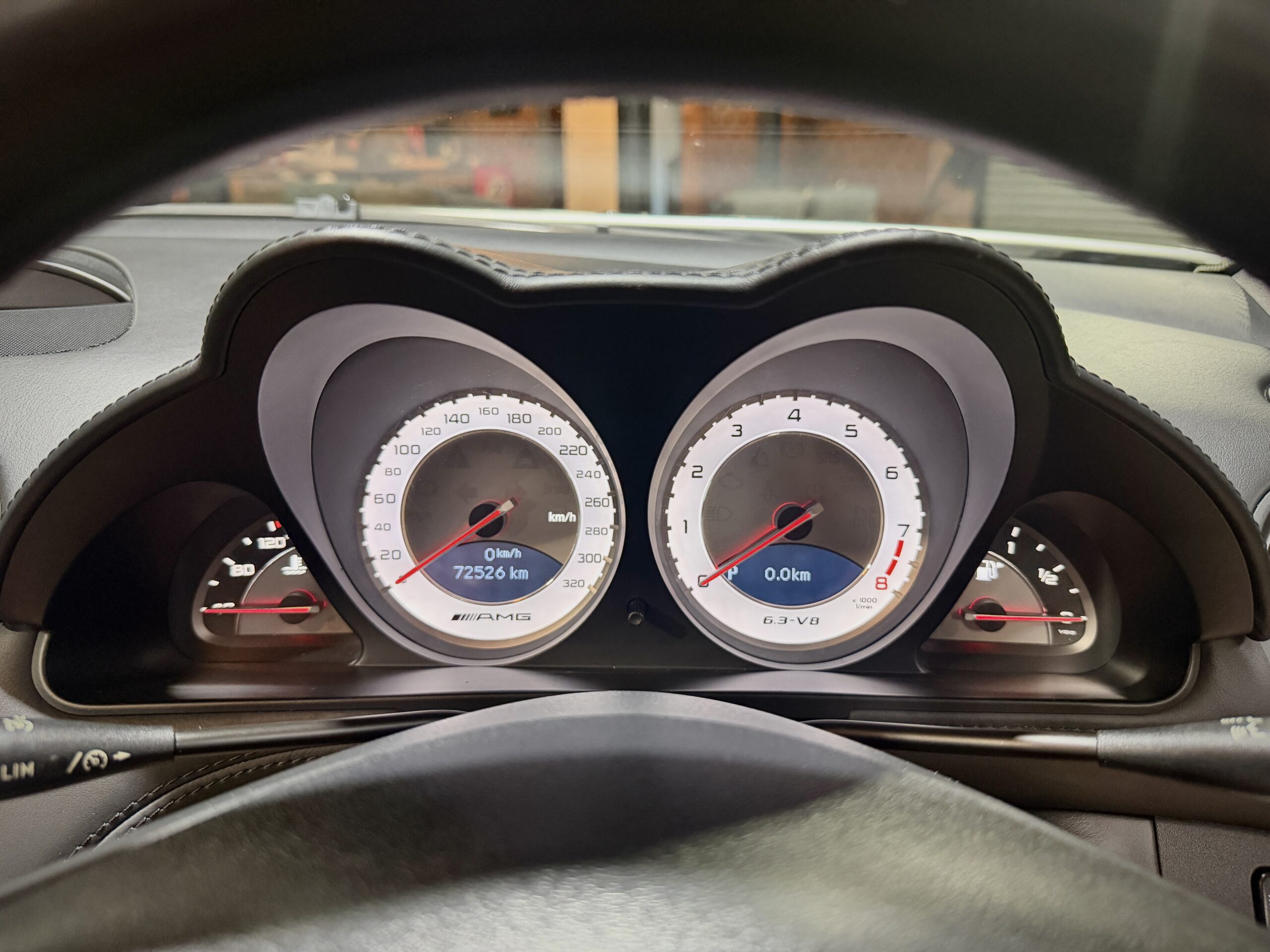 2010 Mercedes Benz SL63 AMG