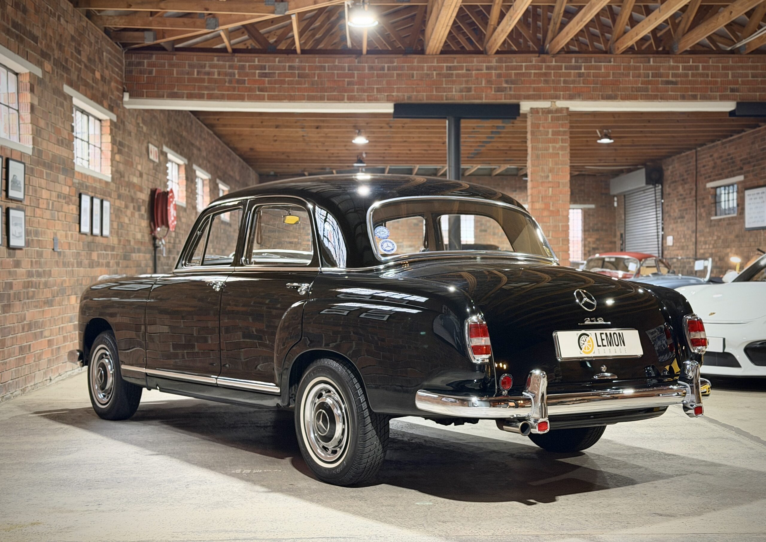 1958 Mercedes-Benz 219 Ponton