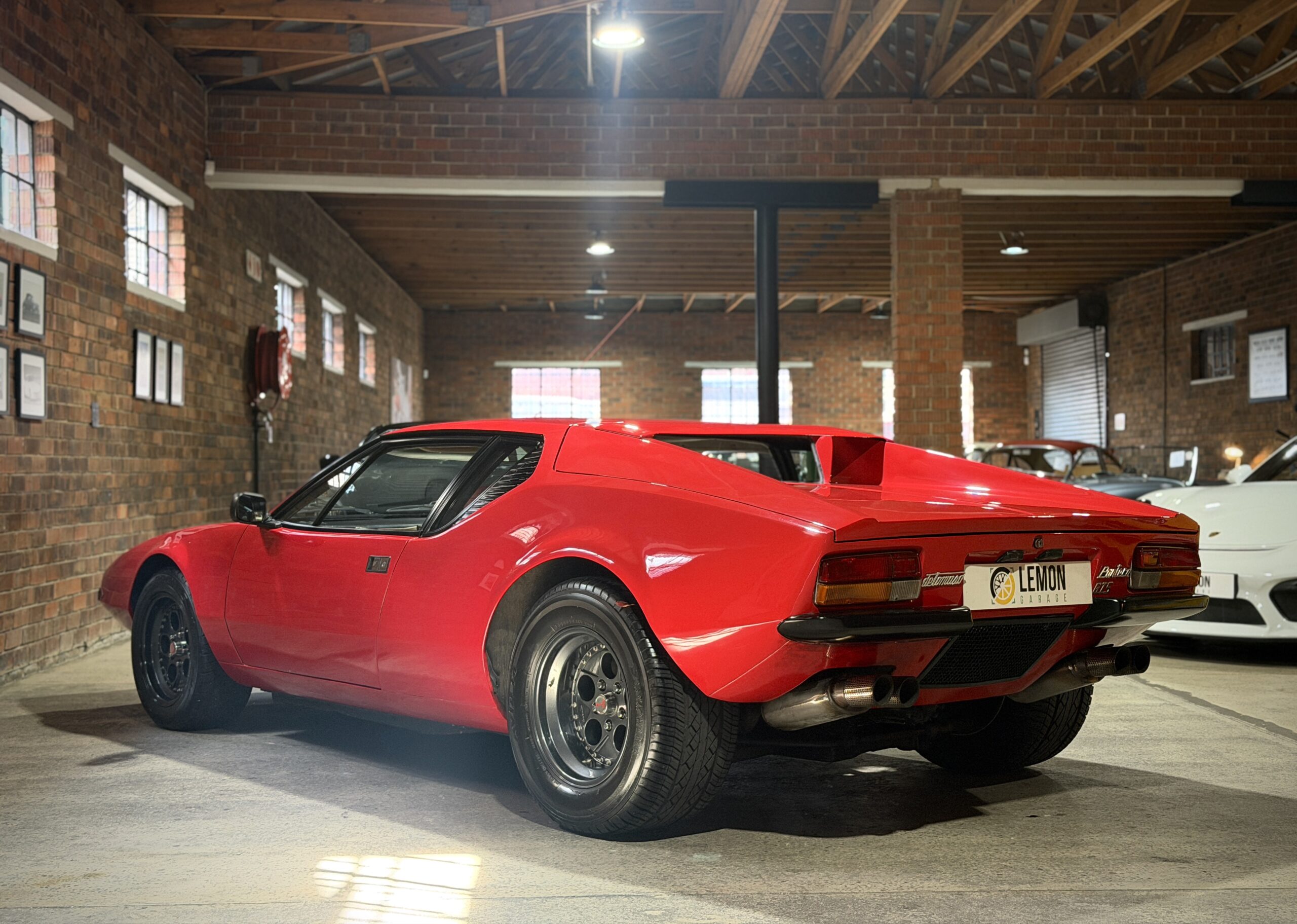 1983 De Tomaso Pantera GTS