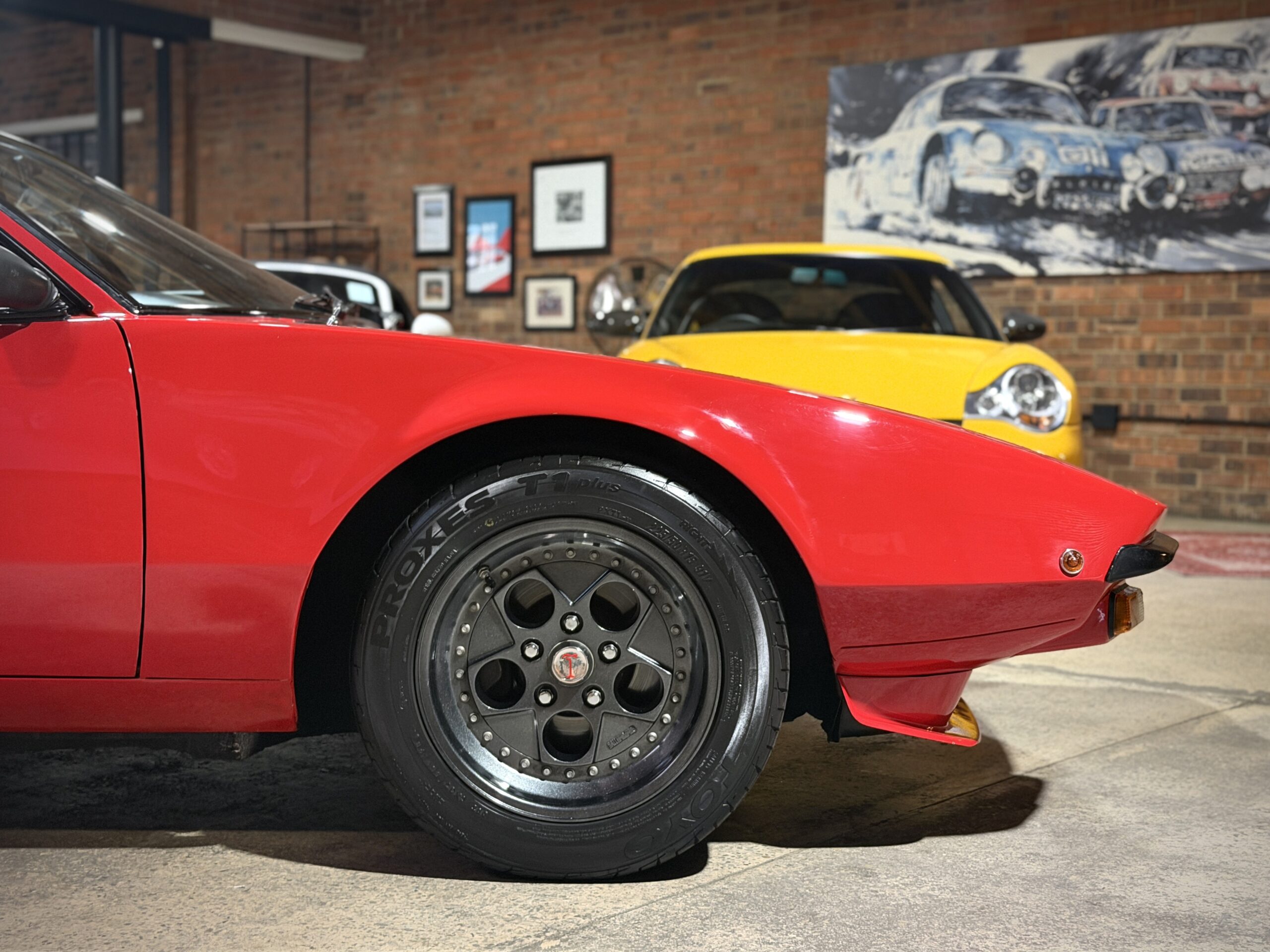 1983 De Tomaso Pantera GTS