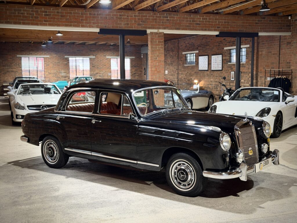 1958 Mercedes-Benz 219 Ponton