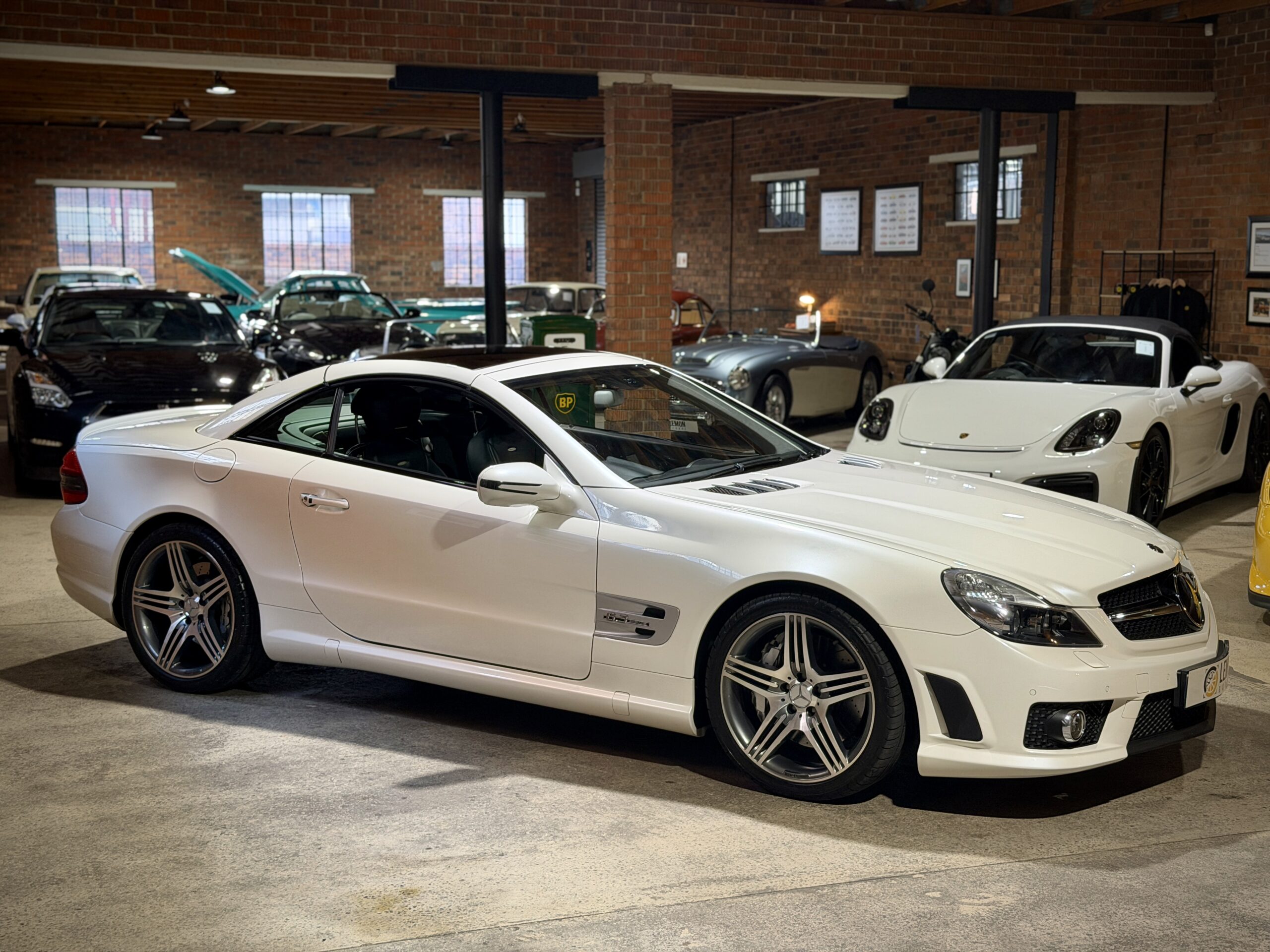 2010 Mercedes Benz SL63 AMG