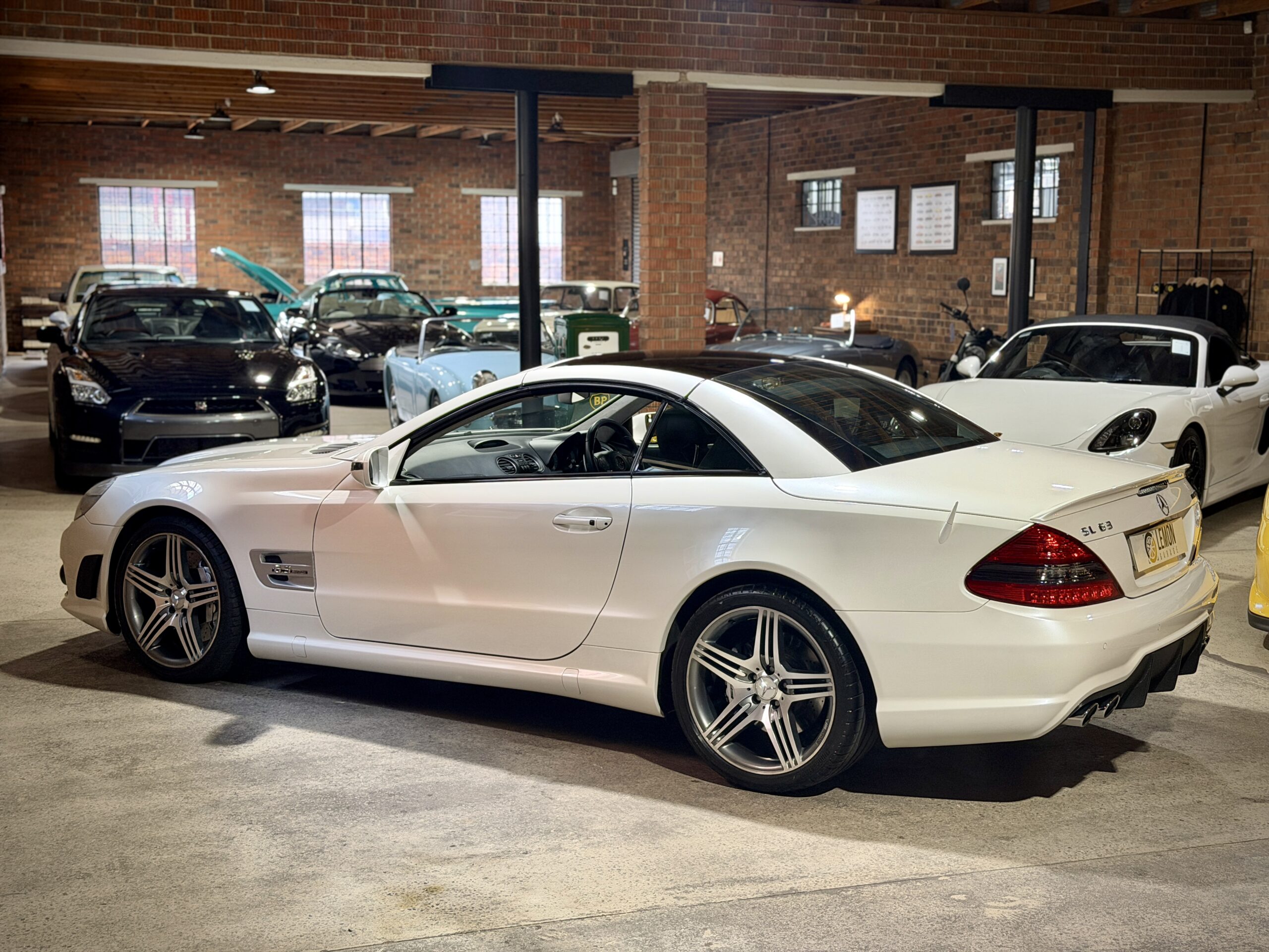 2010 Mercedes Benz SL63 AMG