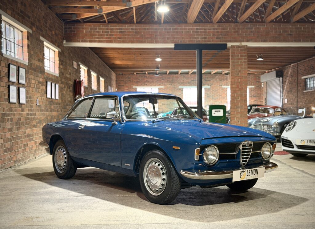 1969 Alfa Romeo 1300 Junior Stepnose