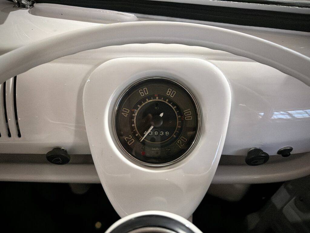 1966 Volkswagen Kombi Split Window