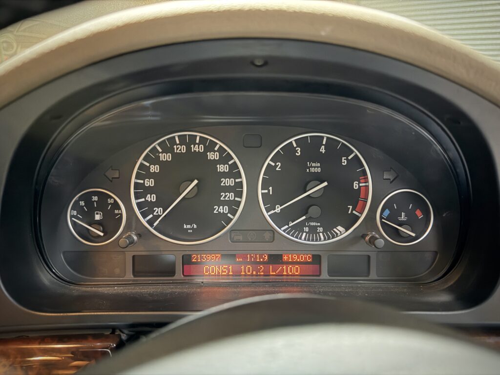 1998 BMW 540i