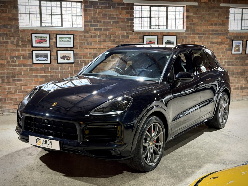 2021 Porsche Cayenne GTS
