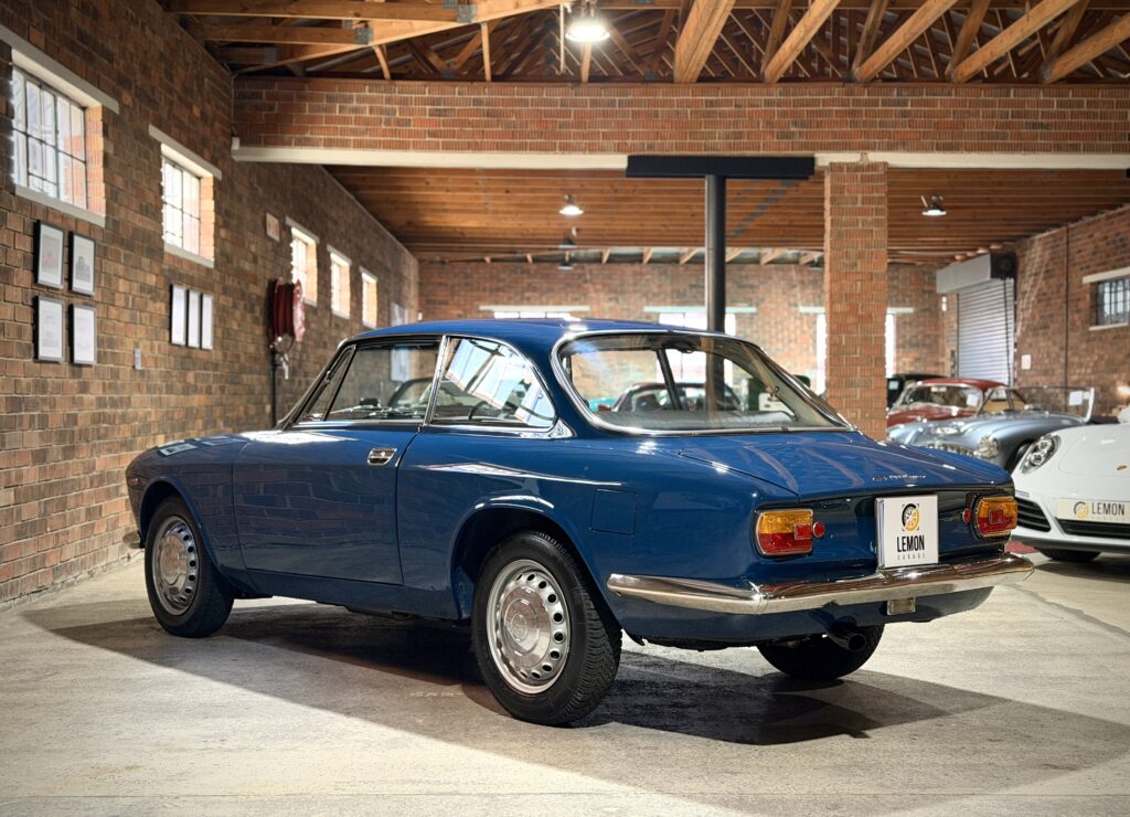 1969 Alfa Romeo 1300 Junior Stepnose