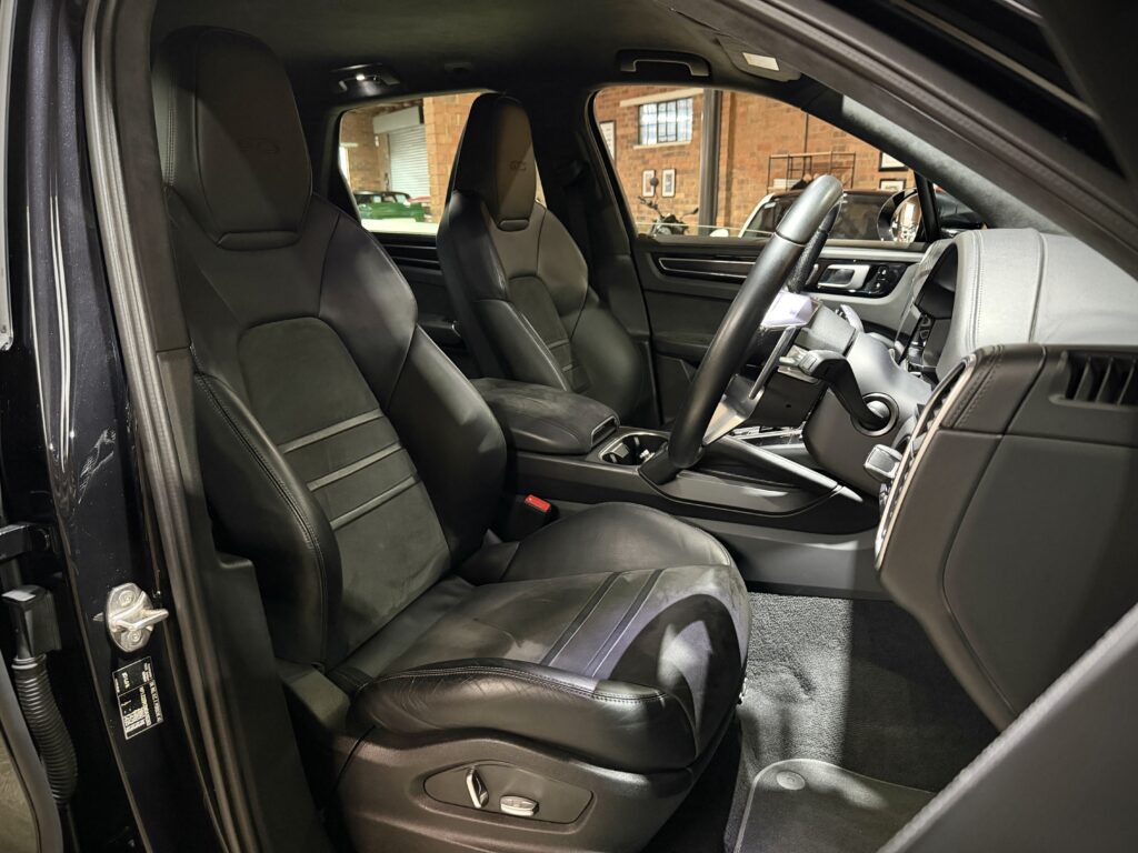 2021 Porsche Cayenne GTS