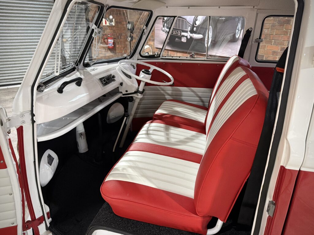1966 Volkswagen Kombi Split Window
