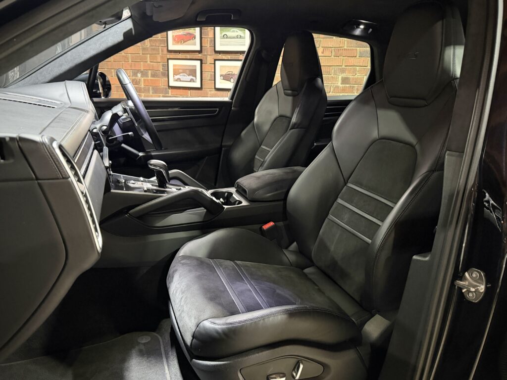 2021 Porsche Cayenne GTS