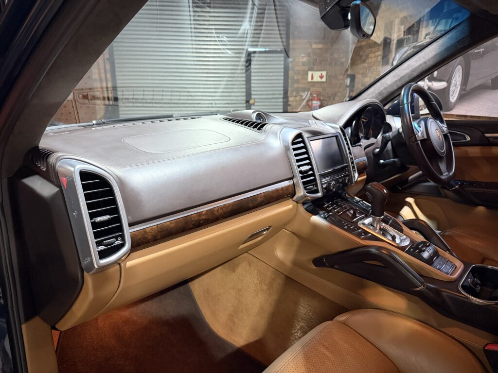 2012 Porsche Cayenne Turbo