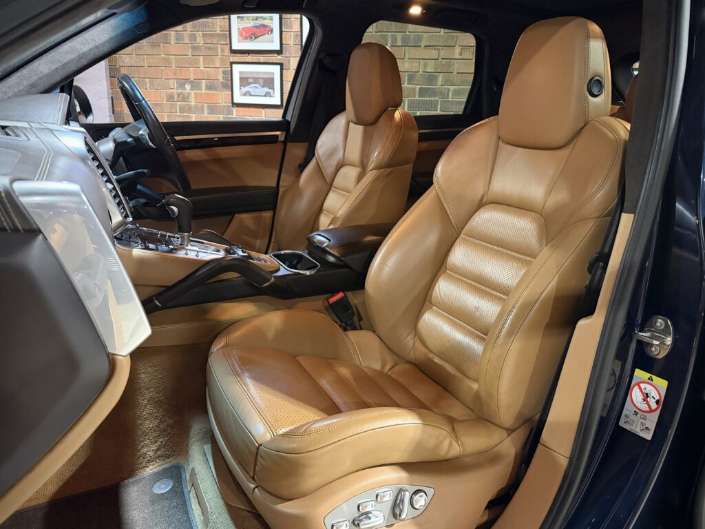 2012 Porsche Cayenne Turbo